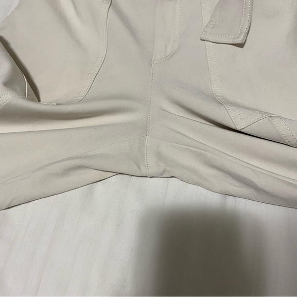 Banana Republic Slim Refined Stretch High Rise Cargo Pant Cream/White size 6 - Picture 8 of 15